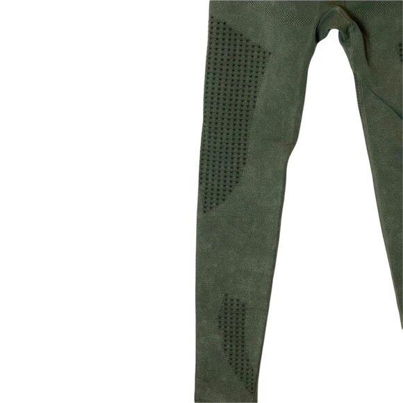 GRRRL Clothing Lucky Jade Seamless Leggings Size Weili/Victoria - Picture 5 of 11